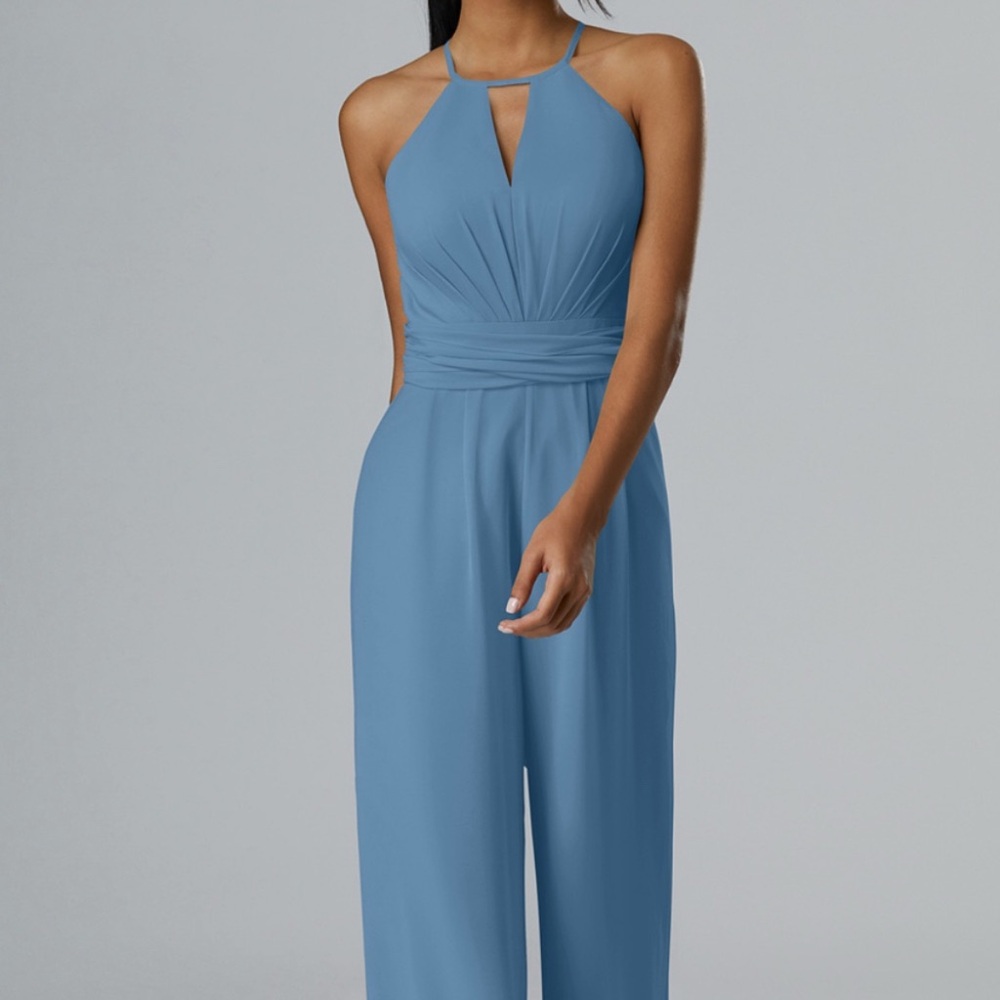 Elegant Blue Jumpsuit with Wide-Leg Design